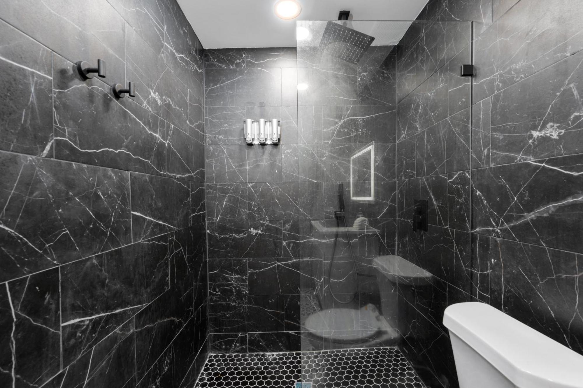 Cute And Stylish 1Br Apt With Pool & Free Park 休斯敦 外观 照片